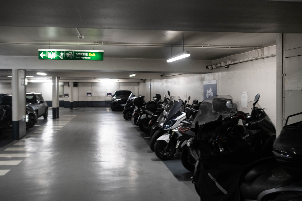 Photo pour le parking Parking Bourse interieur moto